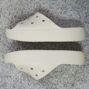 Crocs Women's Classic Slide Sandals - Cream 8 platform